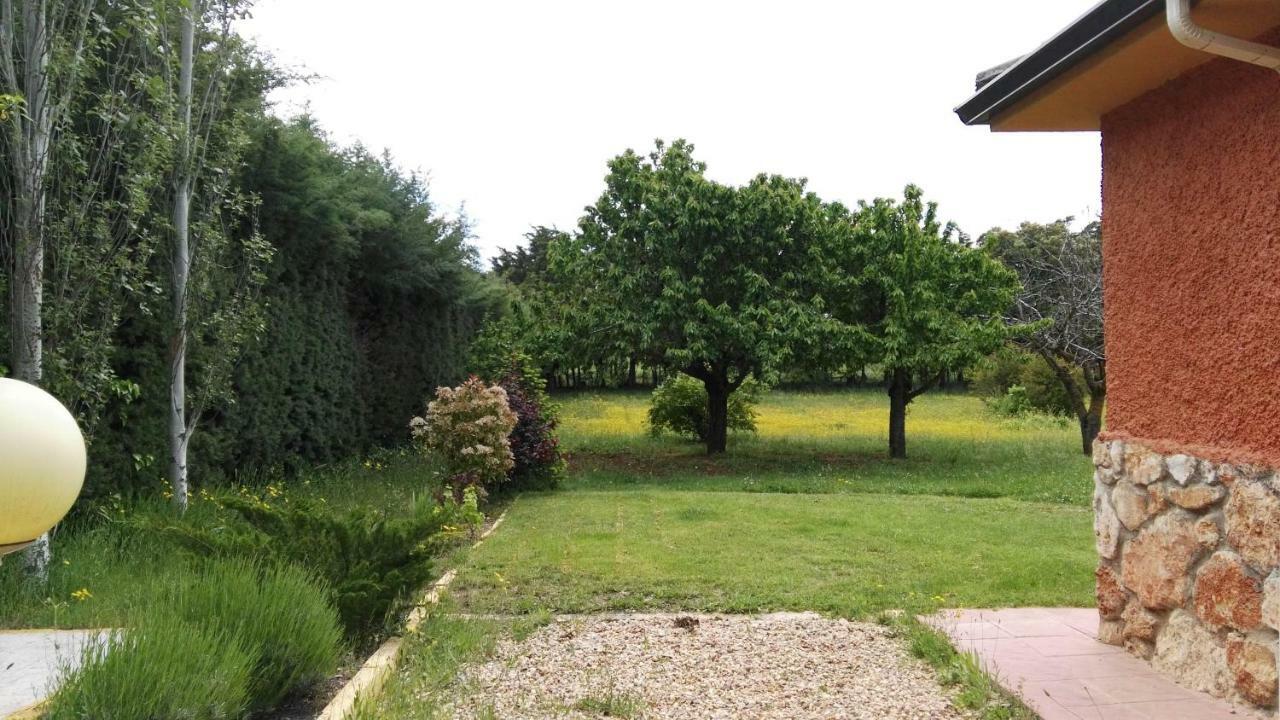 Hontoba Paz Rural A Una Hora De Madrid מראה חיצוני תמונה
