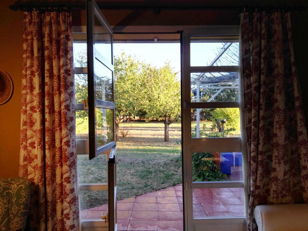 Hontoba Paz Rural A Una Hora De Madrid מראה חיצוני תמונה